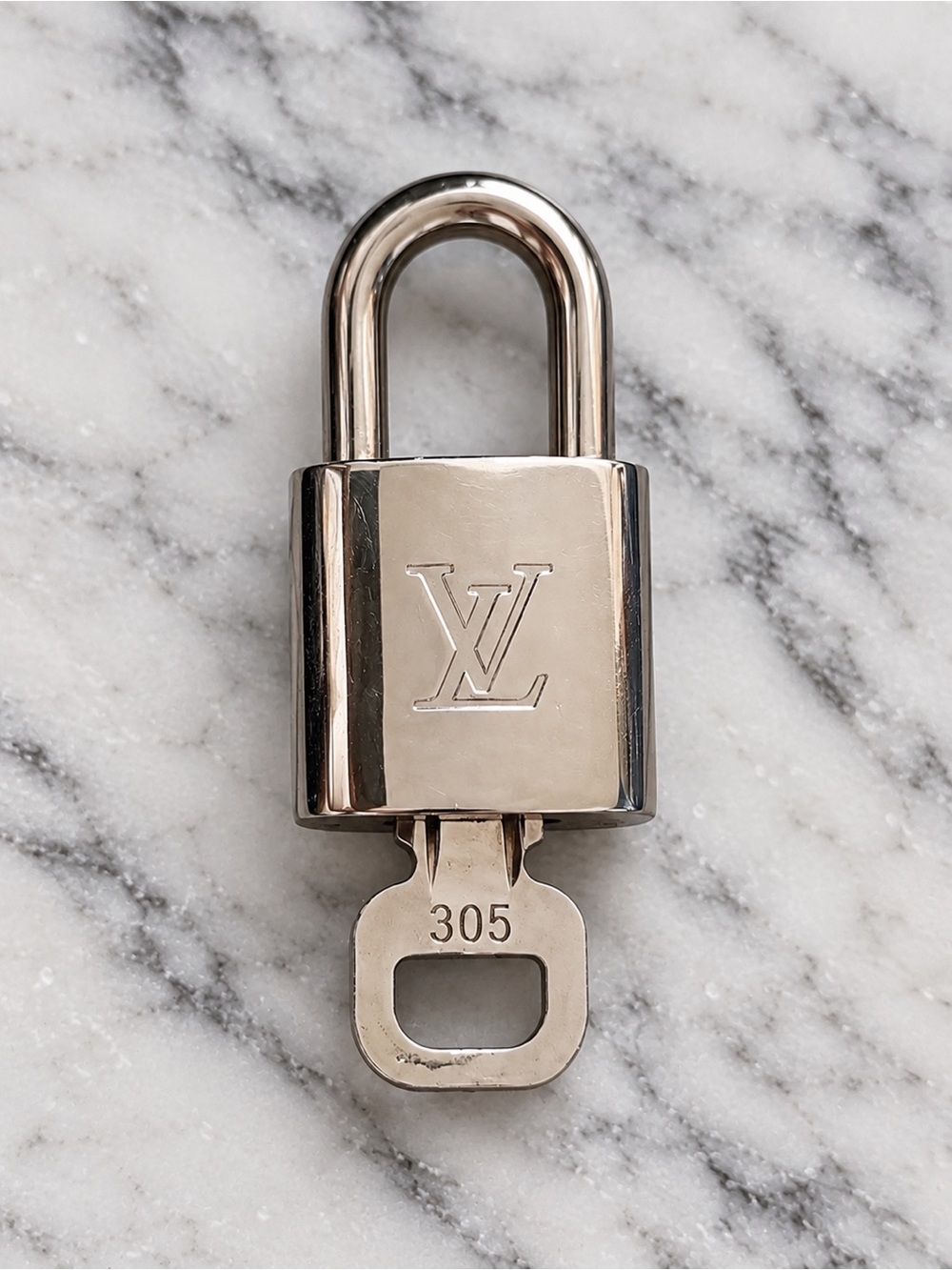Louis Vuitton Authentic Silver Padlock & Key #305 Bag Lock Set